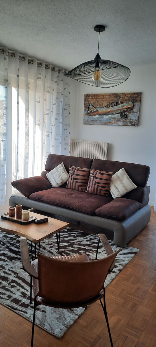 Image #1 à partir de Christine